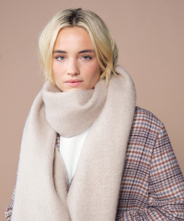 Fluffy scarf 1 Fluffy scarf