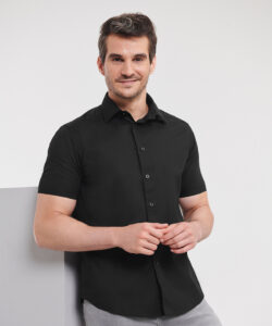 Short sleeve easycare fitted shirt